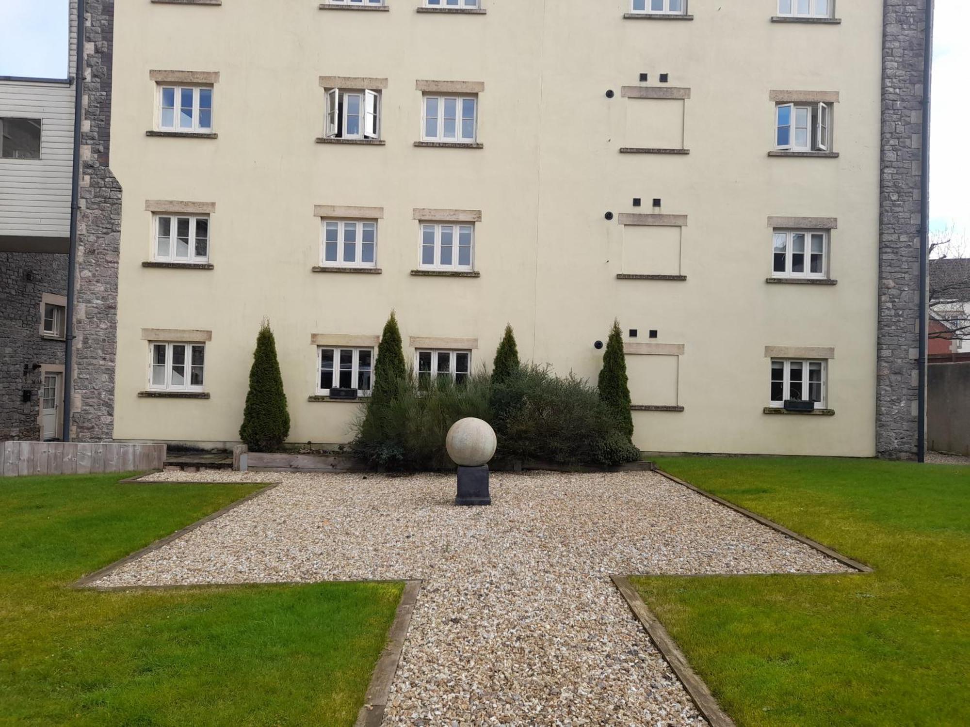 Old Brewery Home With Pool And Gym Access Oakhill Eksteriør bilde